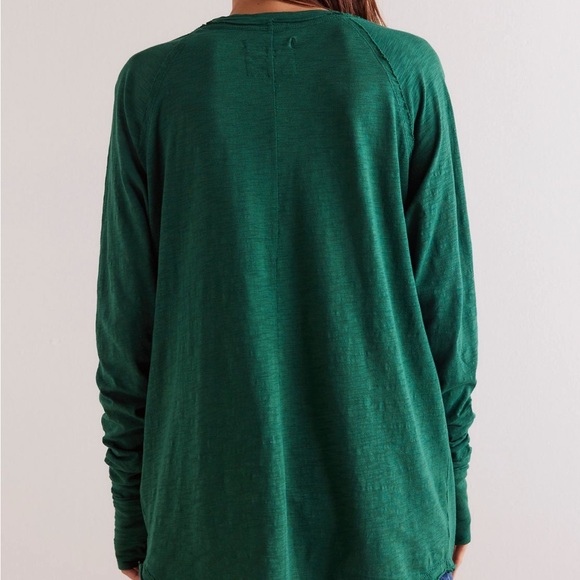 We The Free Arden Long Sleeve T-Shirt Sz Small Oversized Uncut Emerald NWT - Picture 3 of 11